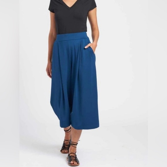NEW Universal Standard Casual Culottes in color Poseidon. Crop Jersey. 24 waist - Picture 1 of 12